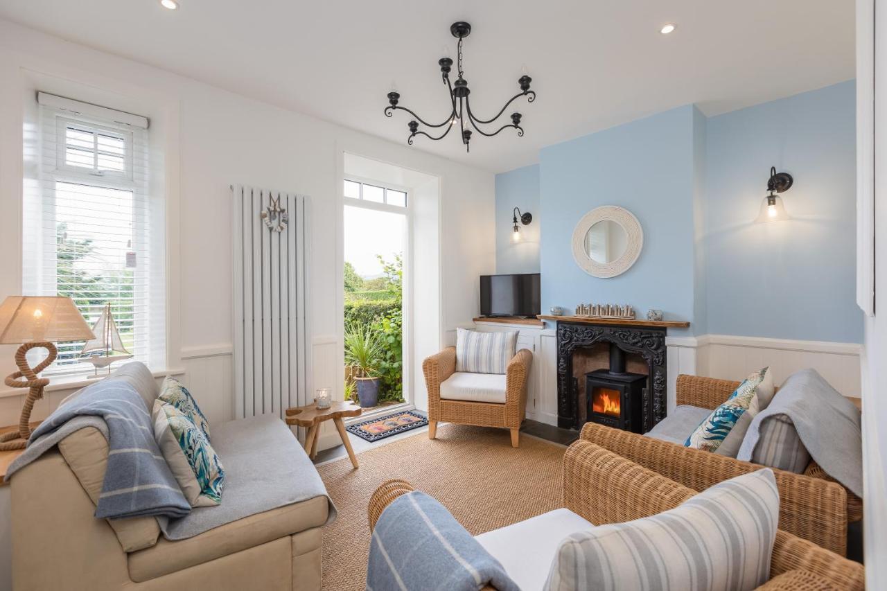 Robin Hood'S Bay Coastguard'S Cottage With A View 외부 사진