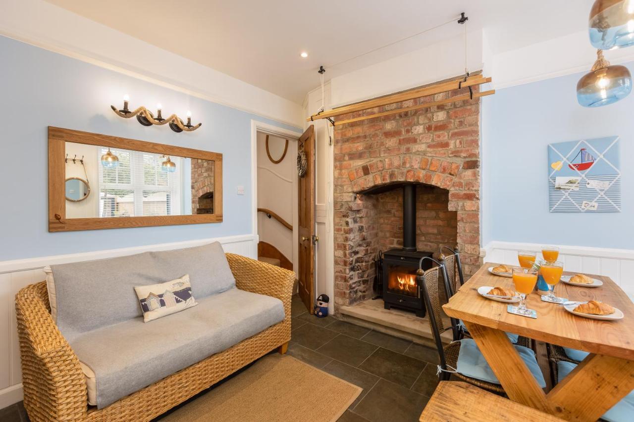 Robin Hood'S Bay Coastguard'S Cottage With A View 외부 사진